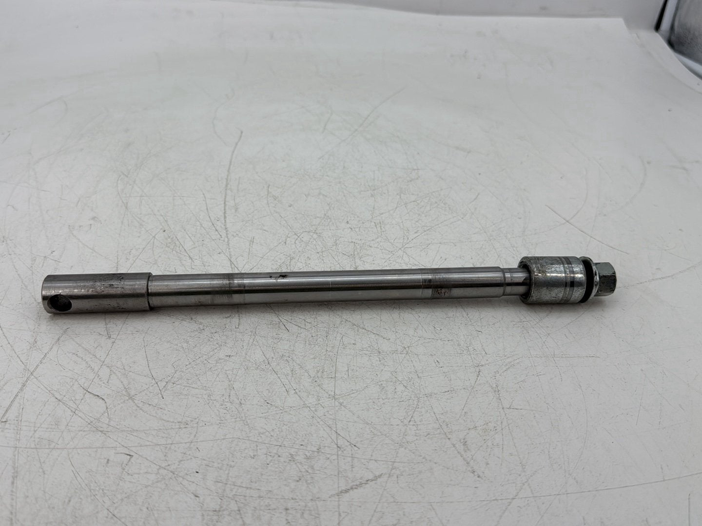 1995 Harley Touring FLHTCI Electra Glide Classic OEM Front Wheel Axle Bolt Shaft