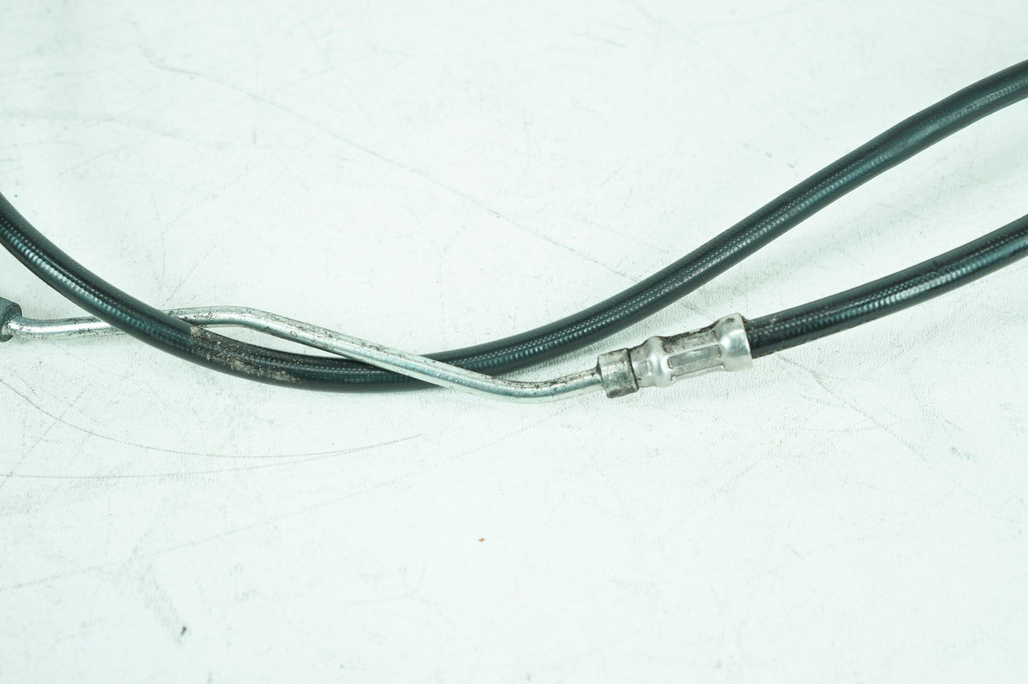 2007 - 2011 Harley-Davidson Touring Electra Glide Ultra Front Brake Hose Line Pipe ABS 41679-09