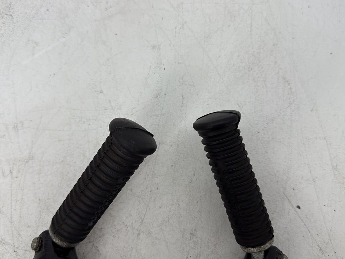 2009 Harley Sportster 883 Low XL883L OEM Passenger Left & Right Foot Pegs