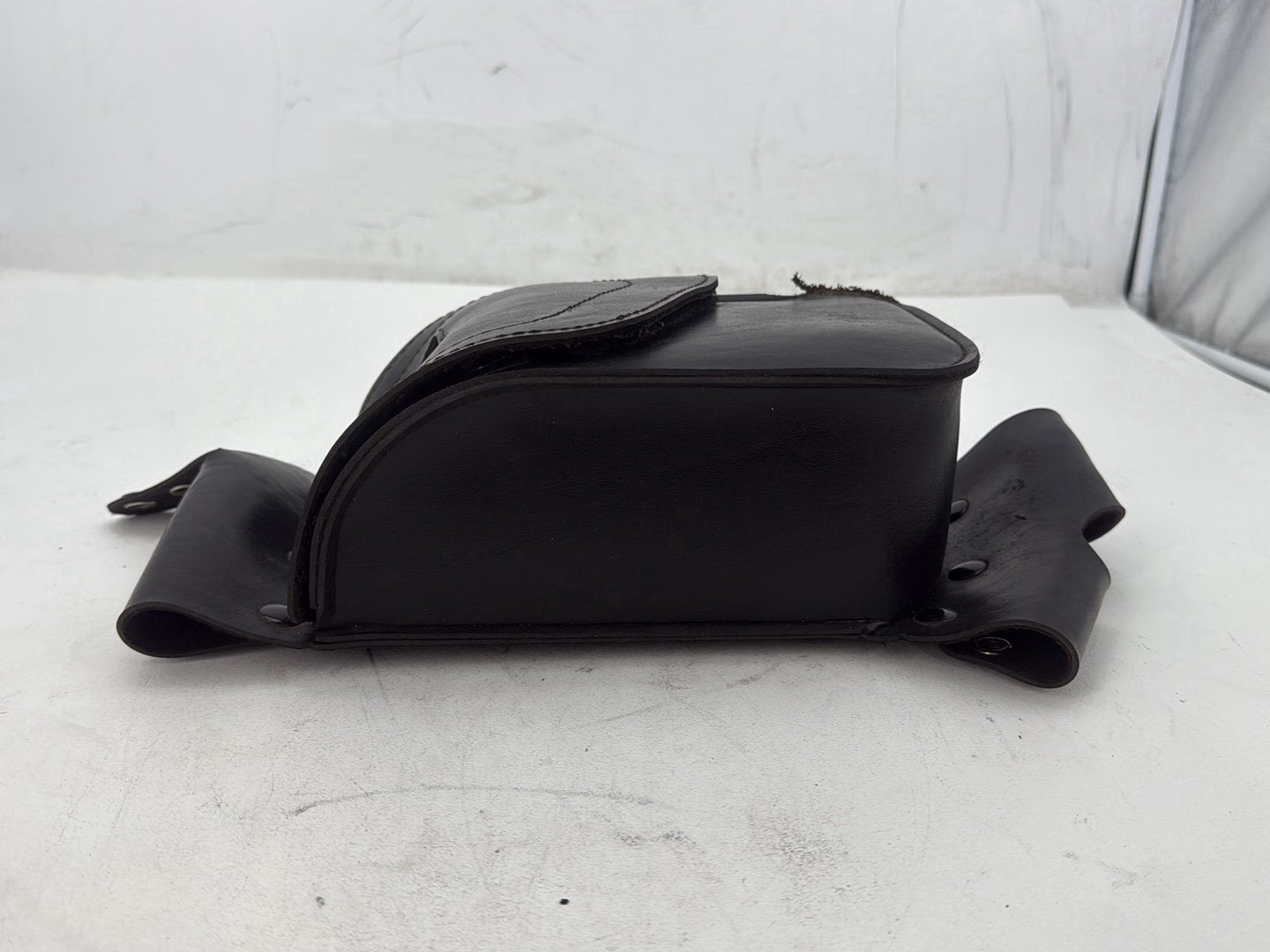 1998 Harley Road King Touring FLHRCI Classic OEM Rear Left 1 Saddlebag Luggage Leather