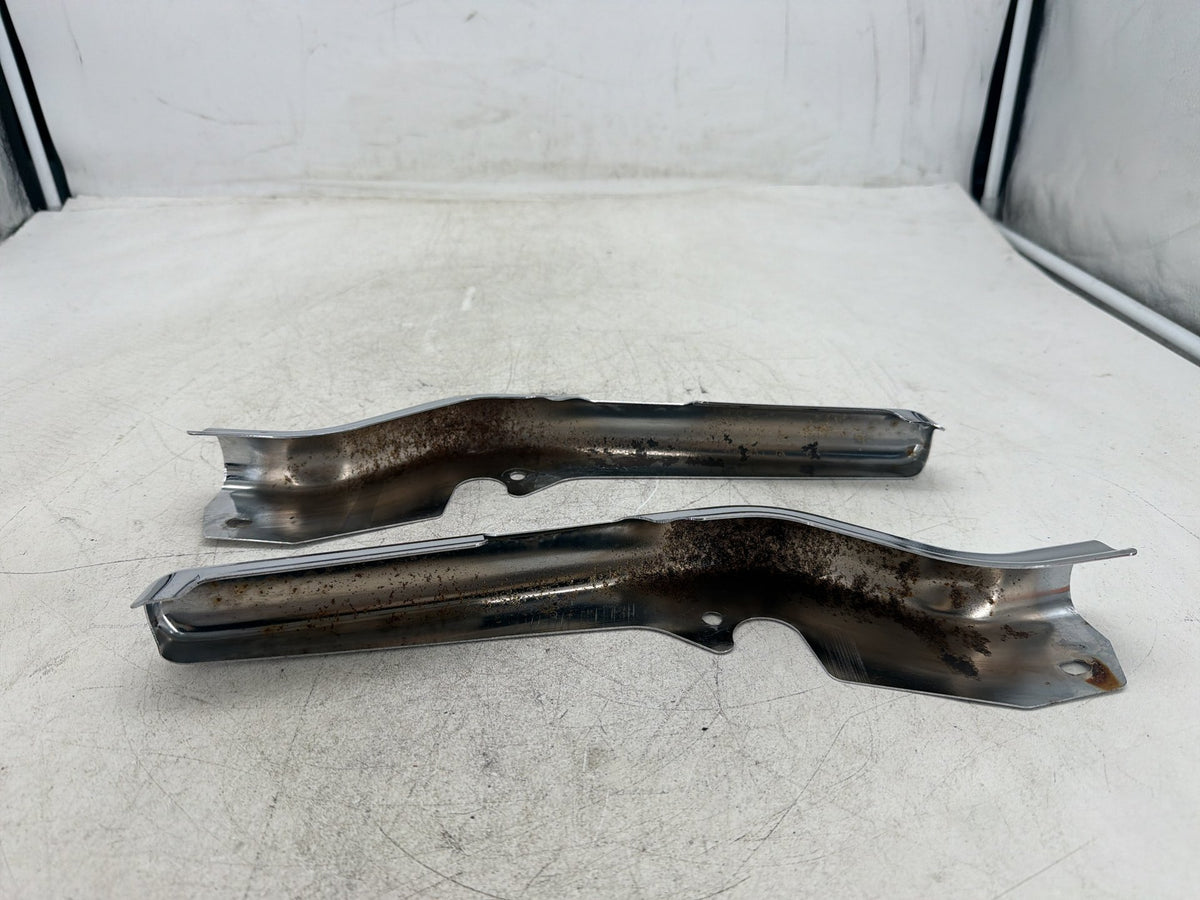 2004 Harley Electra Glide Touring Ultra OEM Rear Left Right Fender Struts Bracket