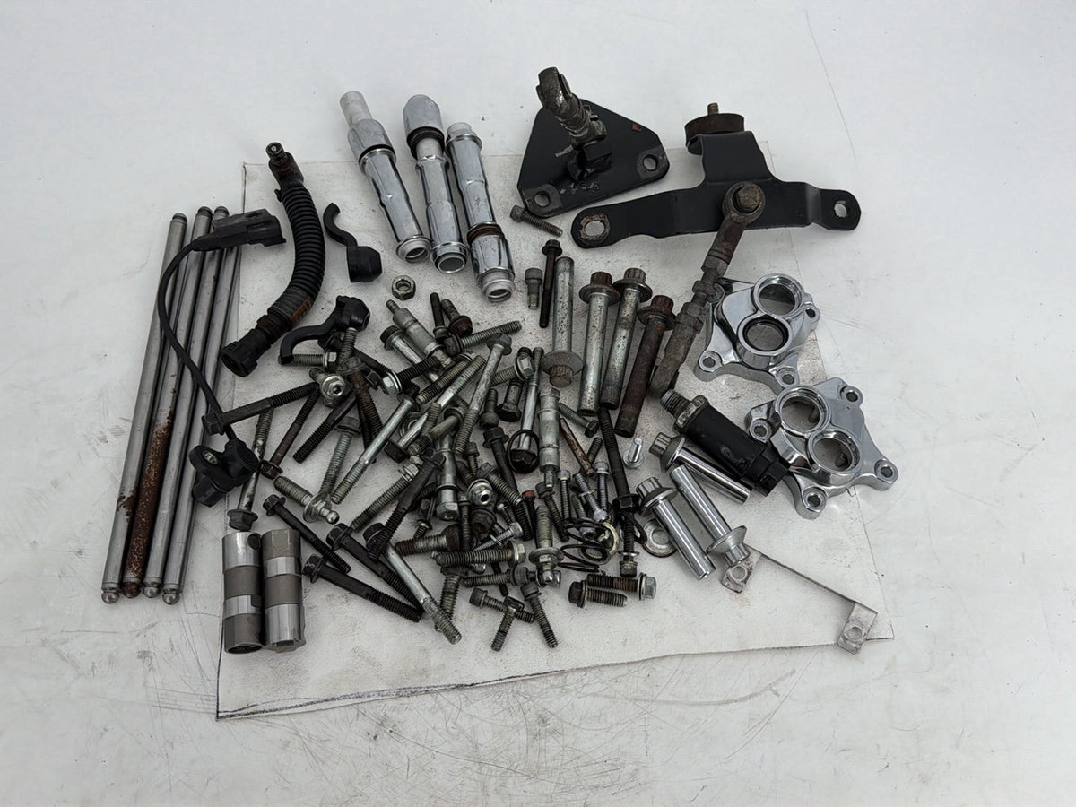 2006 Harley Touring Electra Glide Classic Twin Cam Engine Hardware Bolt Pushrods
