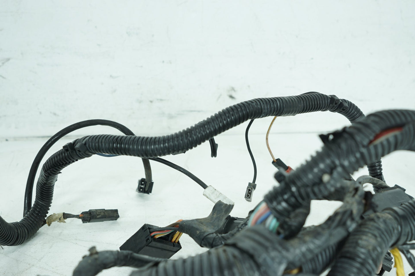 2007 - 2013 Harley-Davidson Touring Electra Glide Ultra Front Sub Wiring Harness Loom Interconnect 70232-10