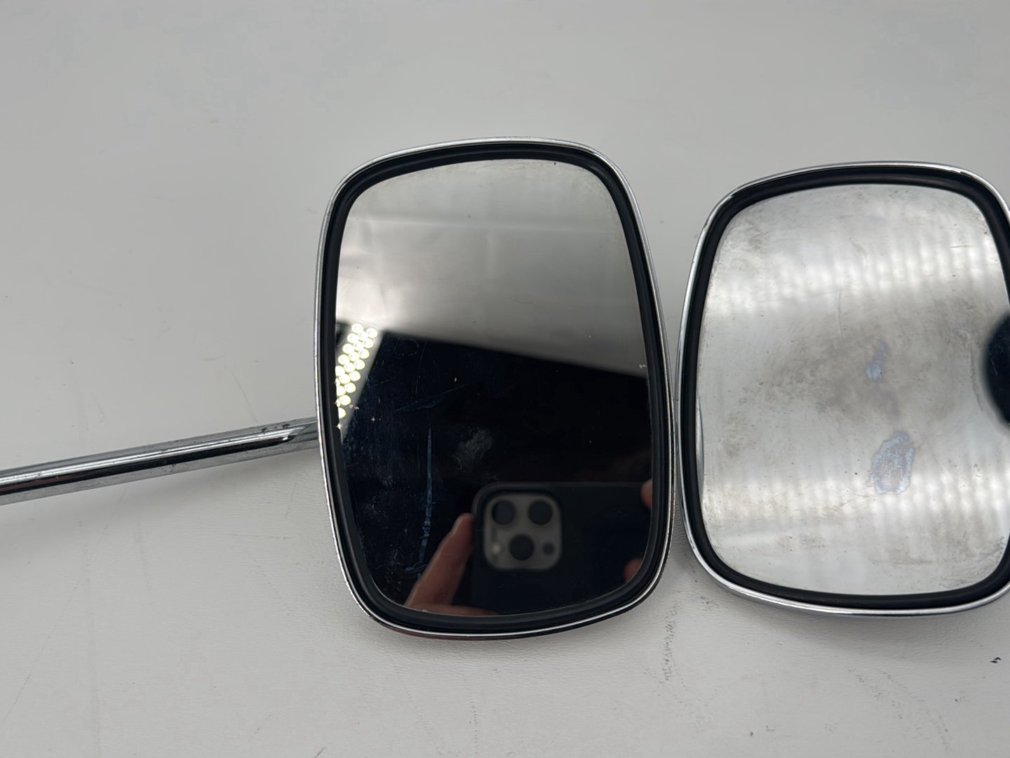 1999 - 2006 Harley-Davidson Touring Electra Glide Classic Left Right Rear View Mirror  	91875-88A
