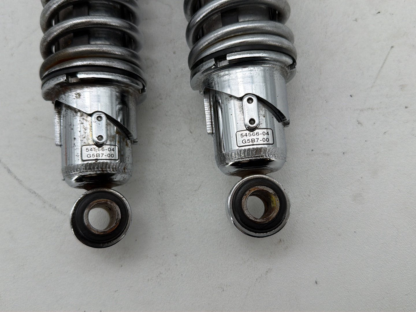 2006 Harley Sportster 883 XL883 OEM Rear Left Right Shock Absorbers