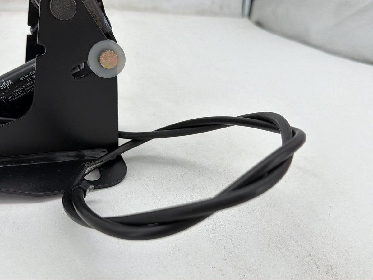 2007 Harley Street Glide Touring FLHX OEM Adjustable Rider Backrest Lift Mount