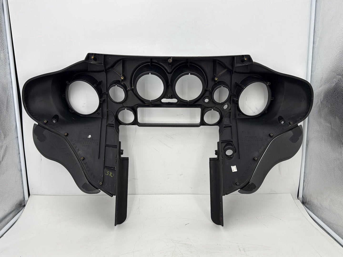 2008 Harley Touring FLHTCU Electra Glide Ultra OEM Front Inner Batwing Fairing Cover