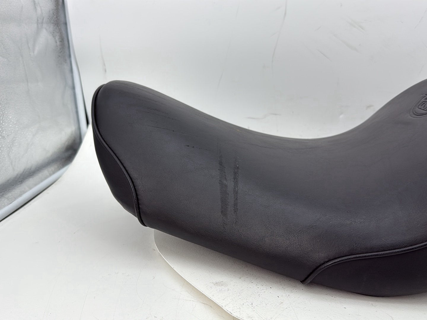 2002 Harley Dyna FXD Super Glide OEM Passenger Rider Driver Seat Saddle