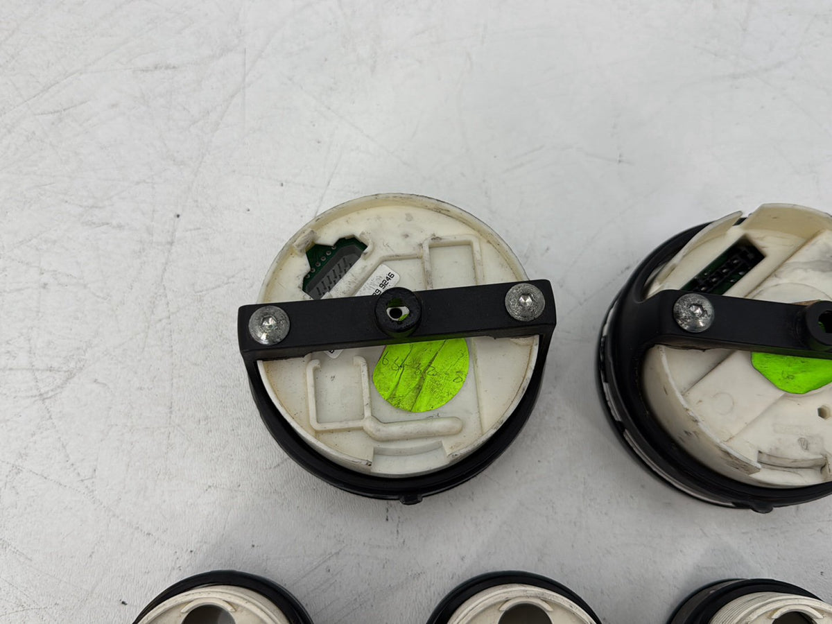 1999 - 2006 Harley-Davidson Touring Electra Glide Classic Air Oil Volt Fuel Tacho Speedo Gauges 60677-94A