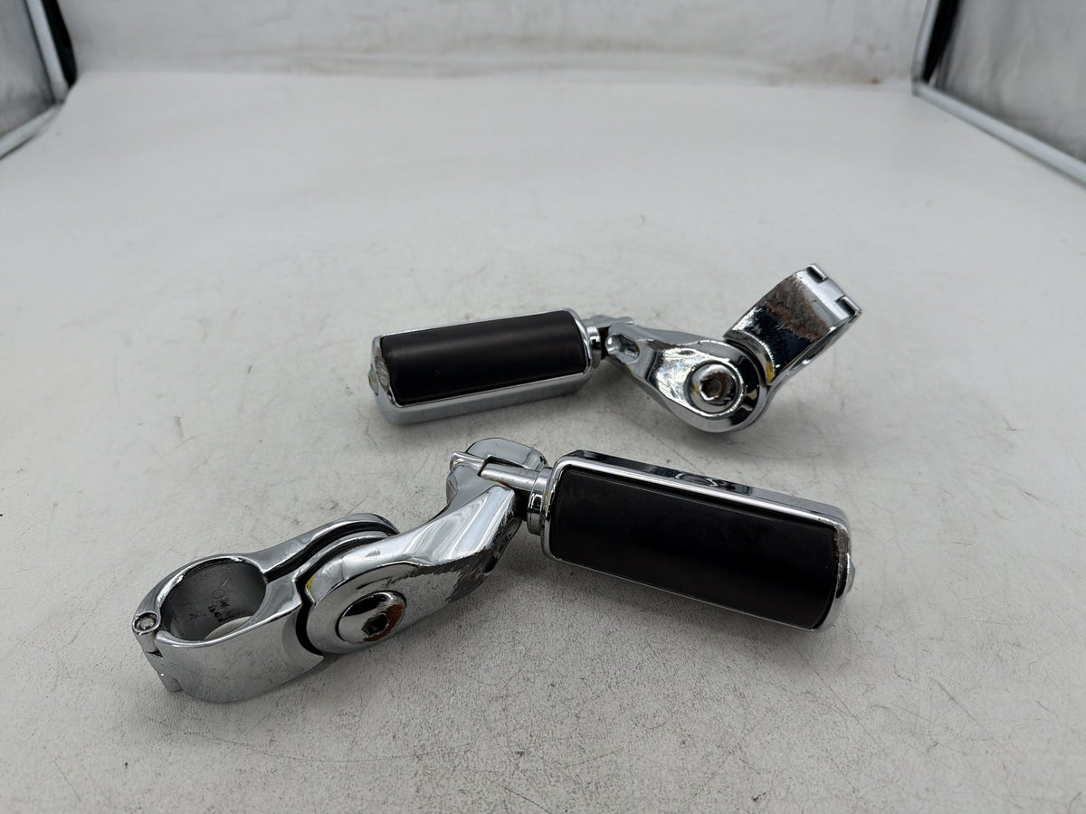 07 Harley Electra Touring CVO Front Right Left Highway Foot Pegs AirFlow Style