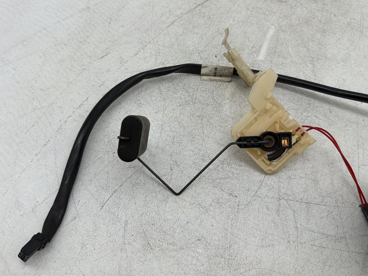 12 Harley Electra Glide Touring Ultra OEM Fuel Pump Gas Gasoline Petrol Sending