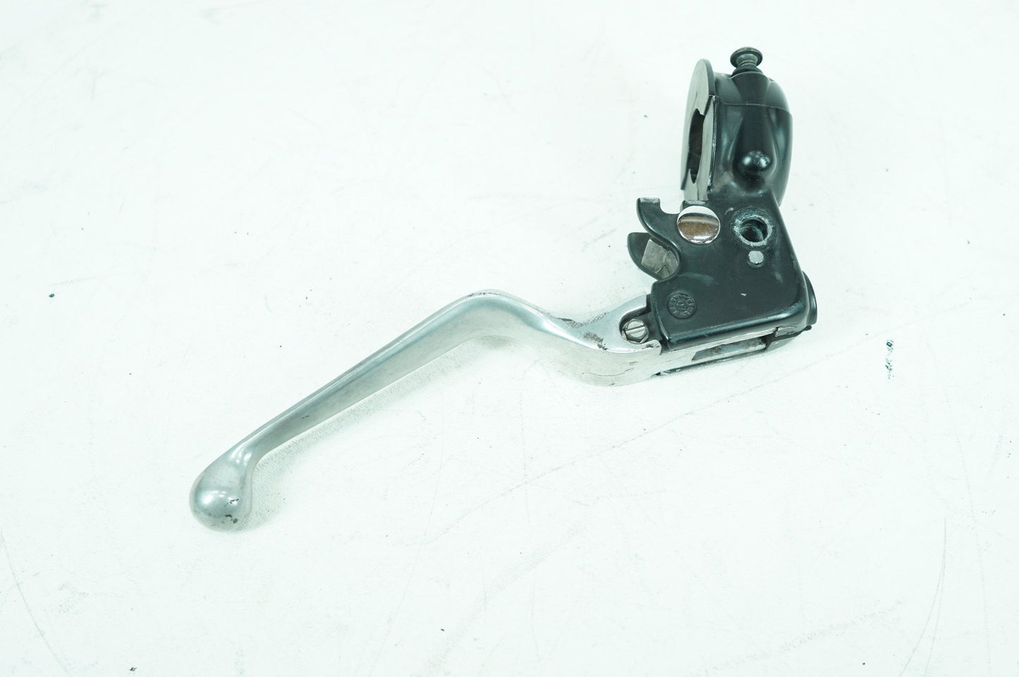 2007 - 2013 Harley-Davidson Dyna Street Bob Front Left Hand Clutch Control Lever 45015-96