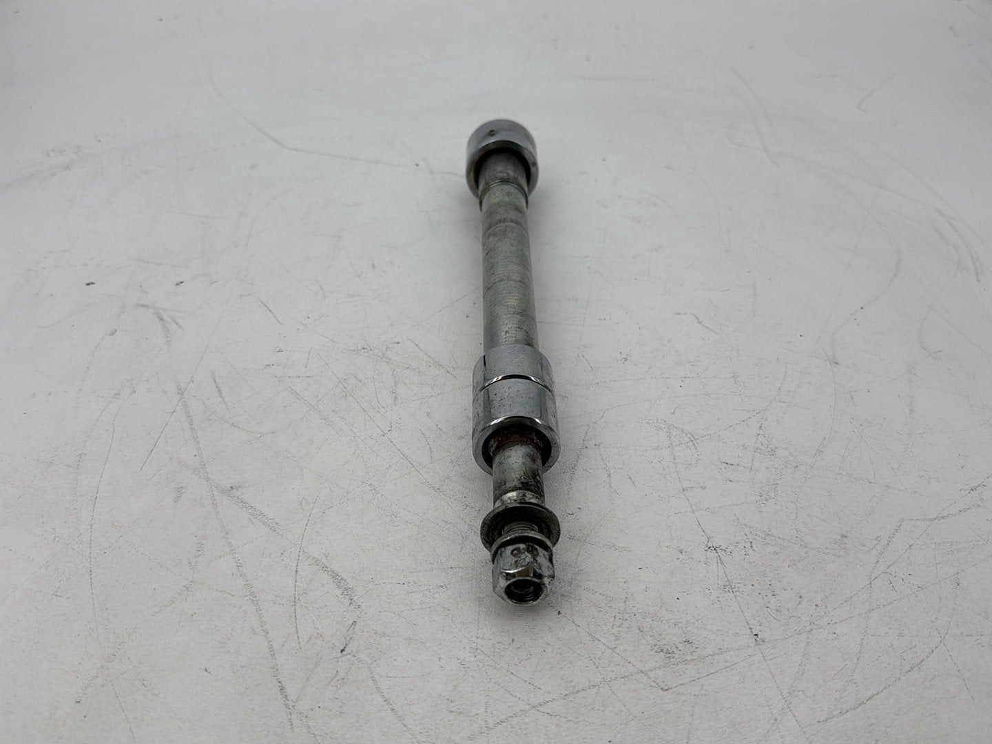 2007 - 2012 Harley-Davidson Touring Electra Glide Ultra Front Wheel Axle Bolt Shaft 	41547-07A