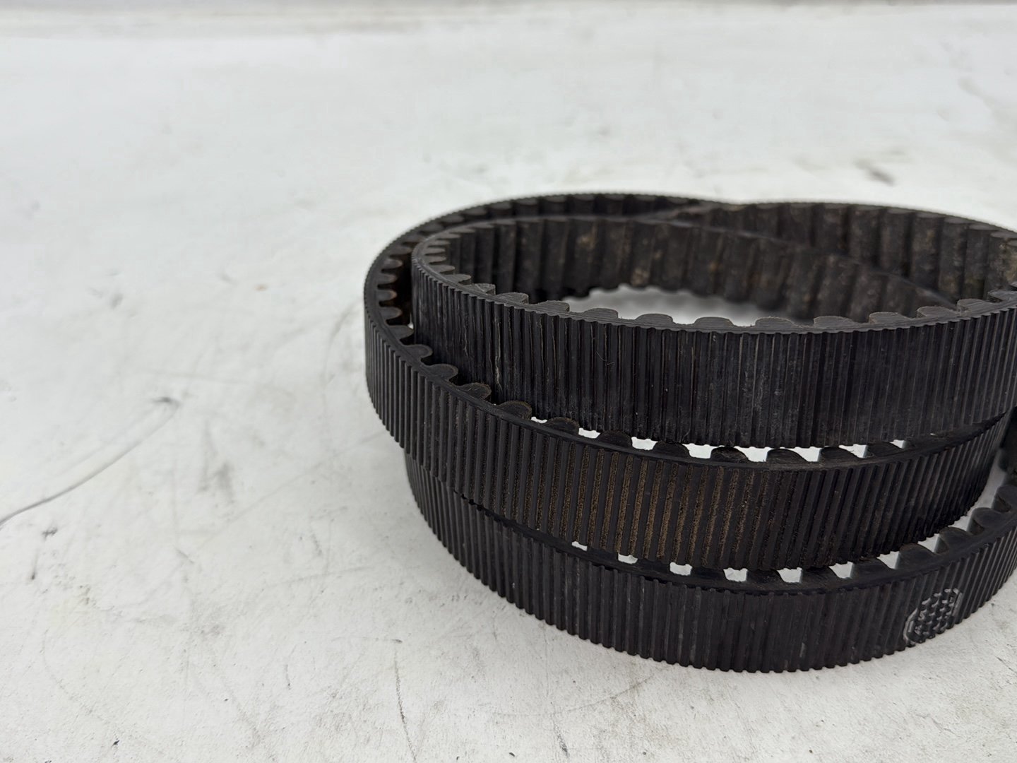 2002 Harley Heritage Softail Classic FLSTC OEM Rear Drive Belt