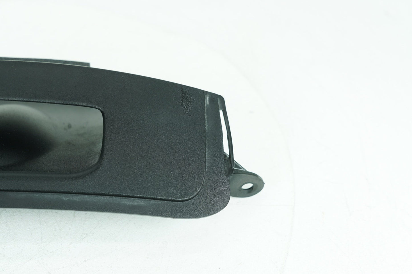 2008 - 2016 Harley-Davidson Touring Electra Glide Ultra Front Inner Fairing Air Duct Vent 29200003