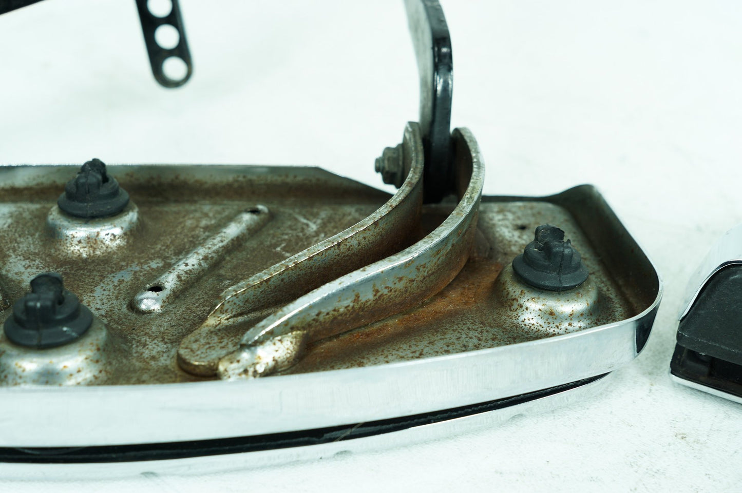 1984 - 1998 Harley-Davidson Touring Road Glide Left Driver 1 Floorboard Foot Rest 50621-79A