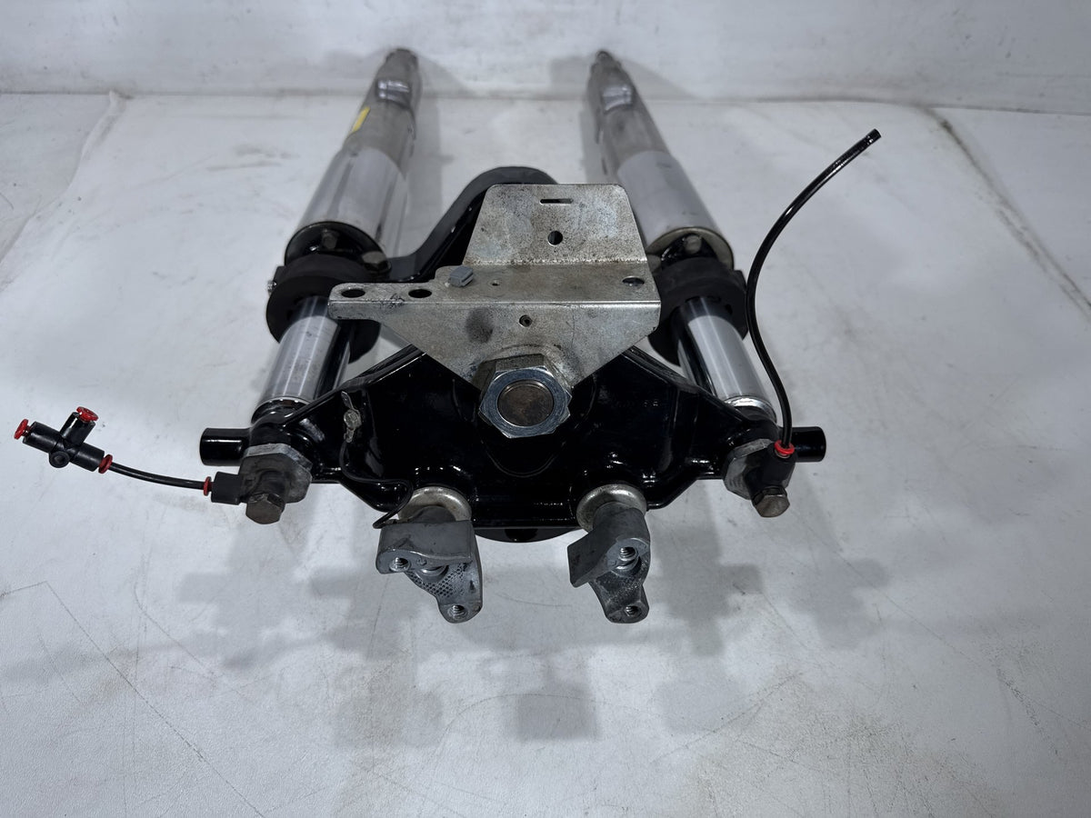 01 Harley Electra Glide Touring Front Triple Tree Set & LH RH Fork Legs Sliders