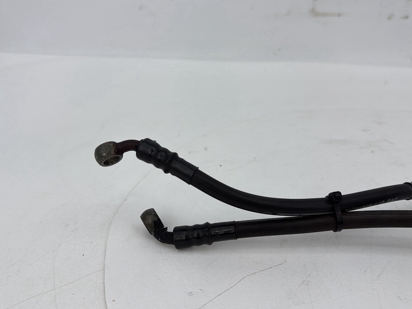 2004 - 2013 Harley-Davidson Sportster 883 Custom Front Brake Hose Line Pipe 45449-04