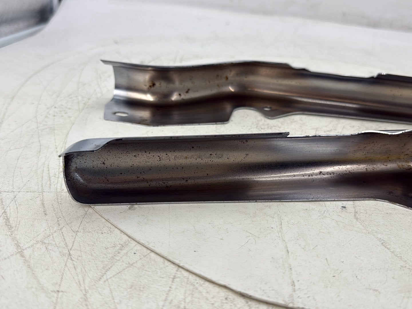 1998 Harley Touring FLHTCUI Electra Glide Ultra OEM Rear Left Right Fender Struts Bracket