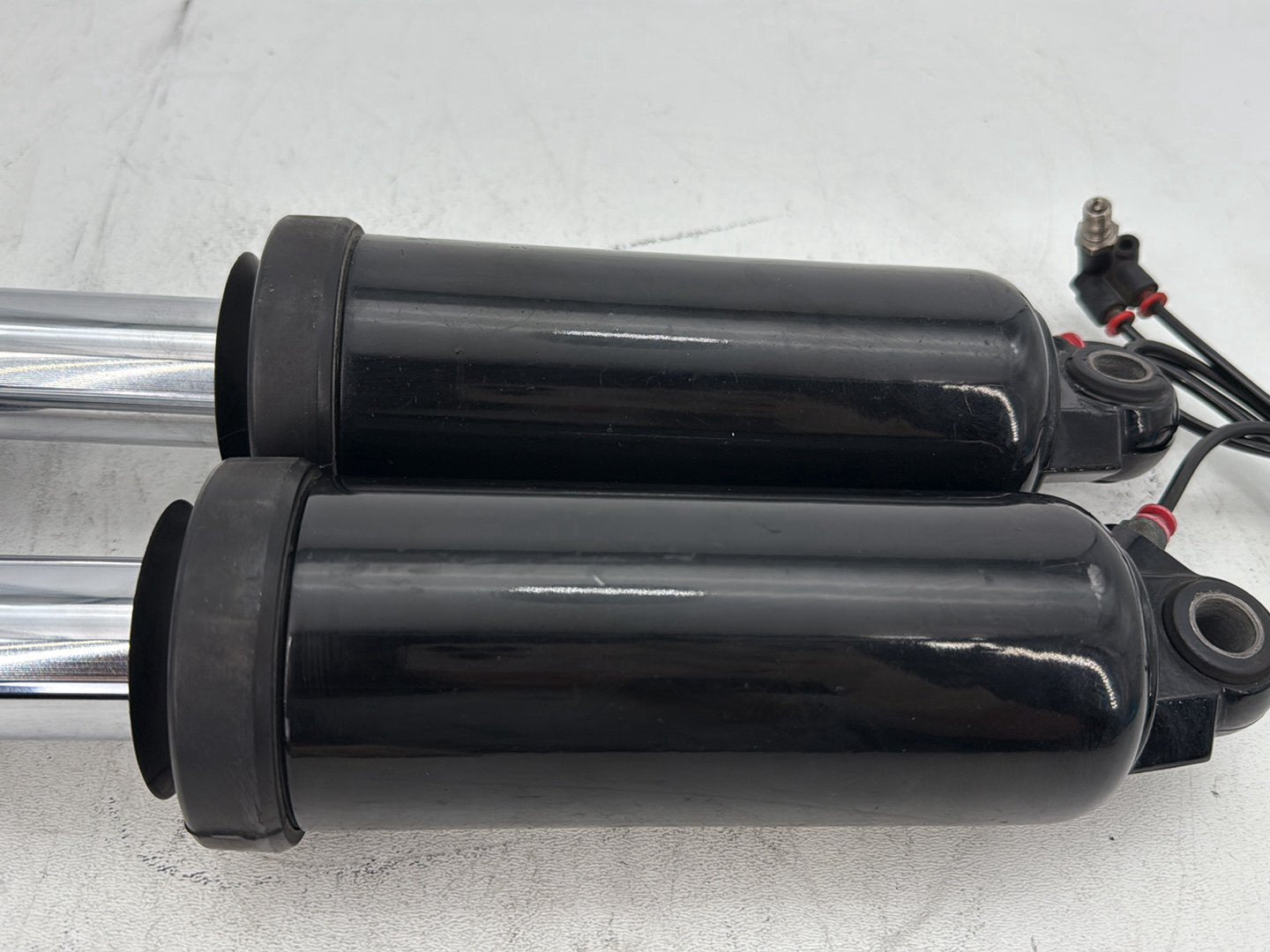 2003 Harley Electra Glide Touring Ultra FLHTCUI OEM Rear Left Right Shock Absorbers