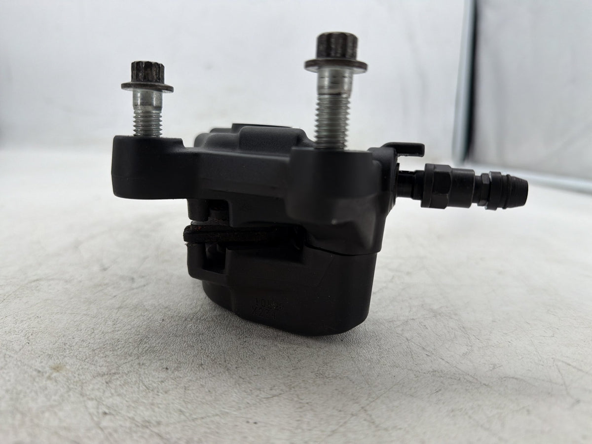 2011 Harley Electra Glide Touring Police OEM Front Right 1 Brake Caliper