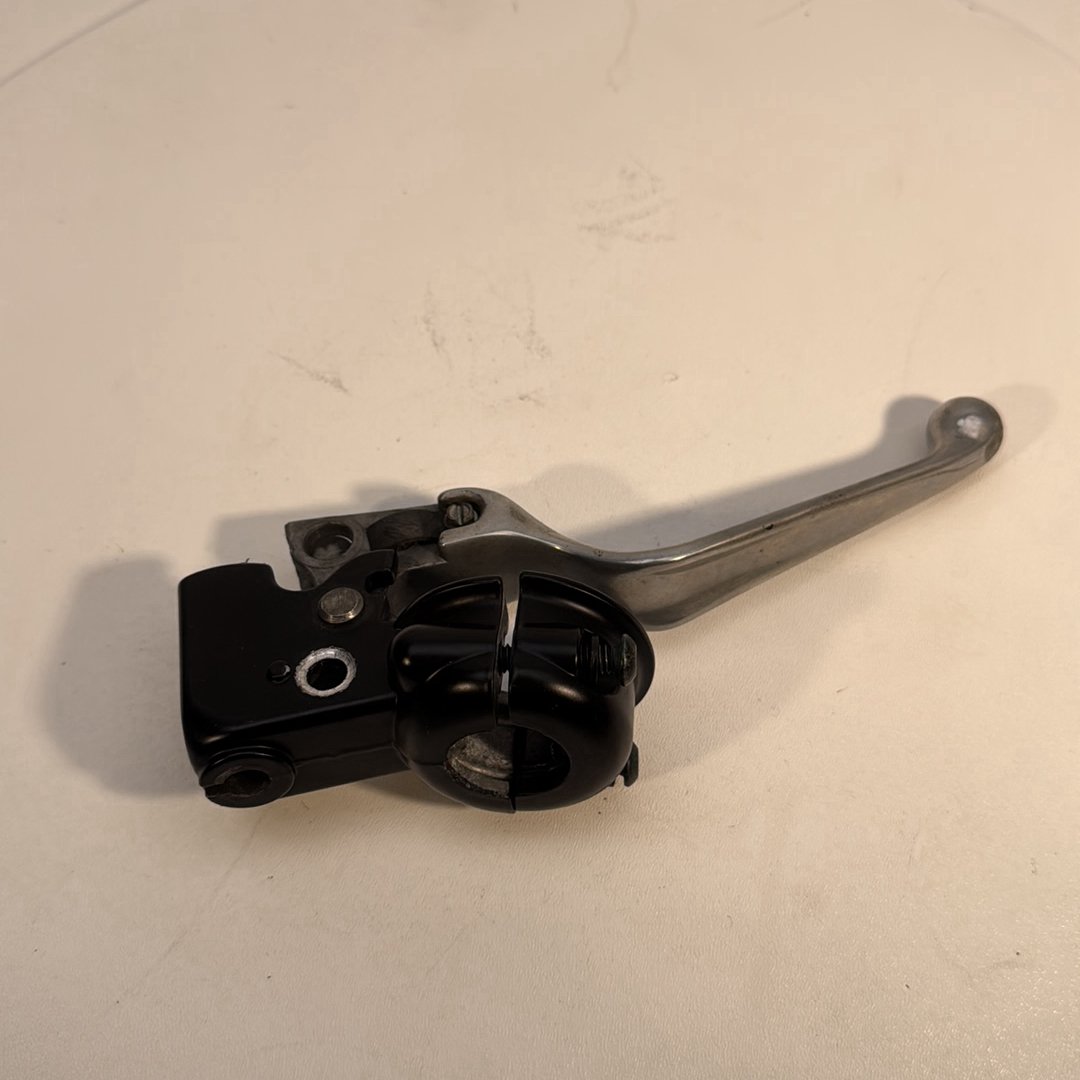 1984 - 1998 Harley-Davidson Touring Road King Police Front Left Hand Clutch Lever  	45015-96