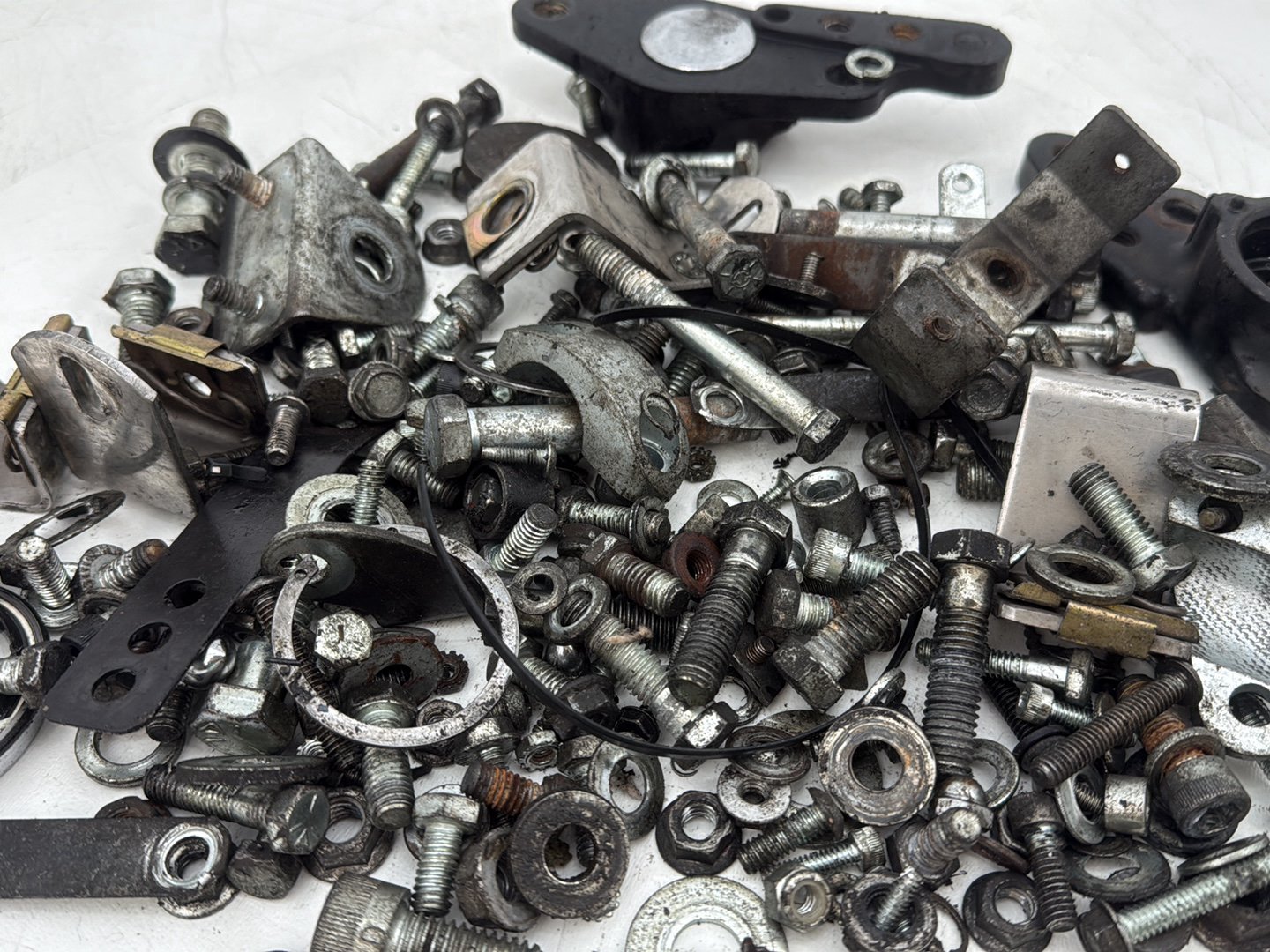 1995 Harley Touring FLHTCI Electra Glide Classic OEM Hardware Bolts Nuts & Brackets