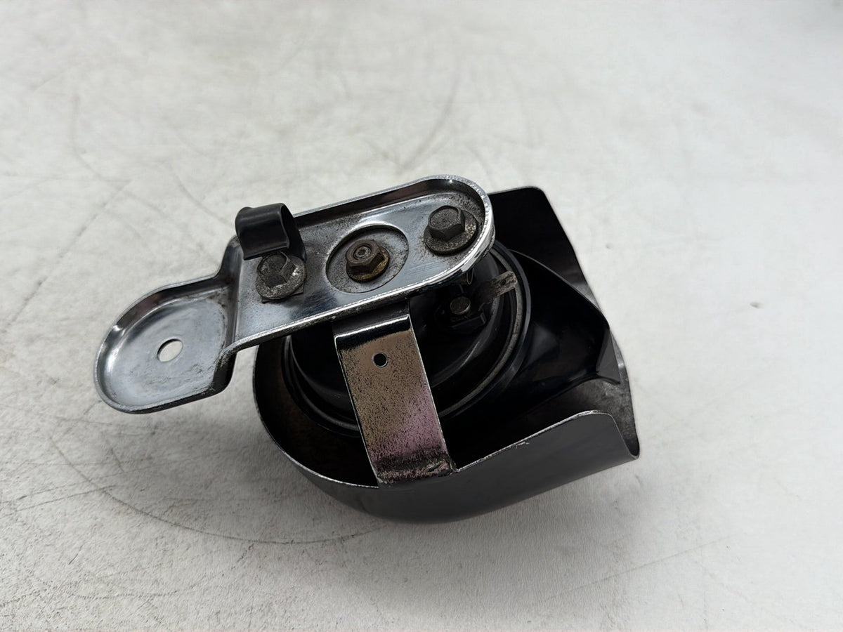 2008 Harley Dyna Fat Bob FXDF OEM Signal Horn Klaxon Beep