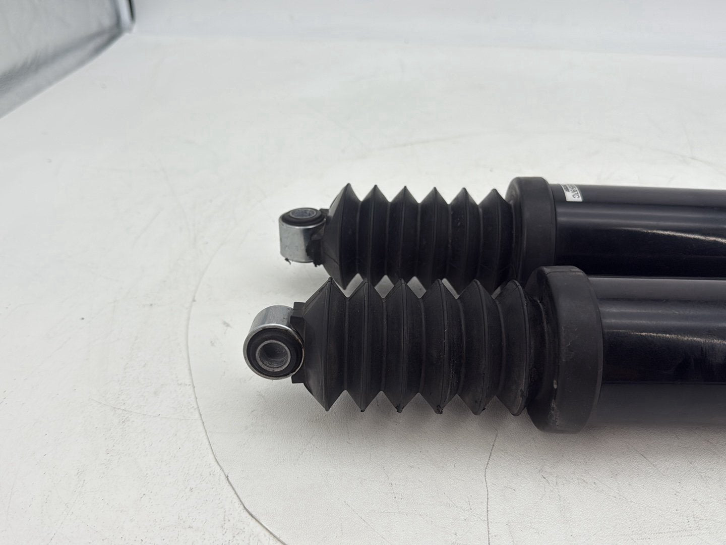 2007 - 2012 Harley-Davidson Touring Electra Glide Ultra Rear Left Right Shock Absorbers 54565-97C