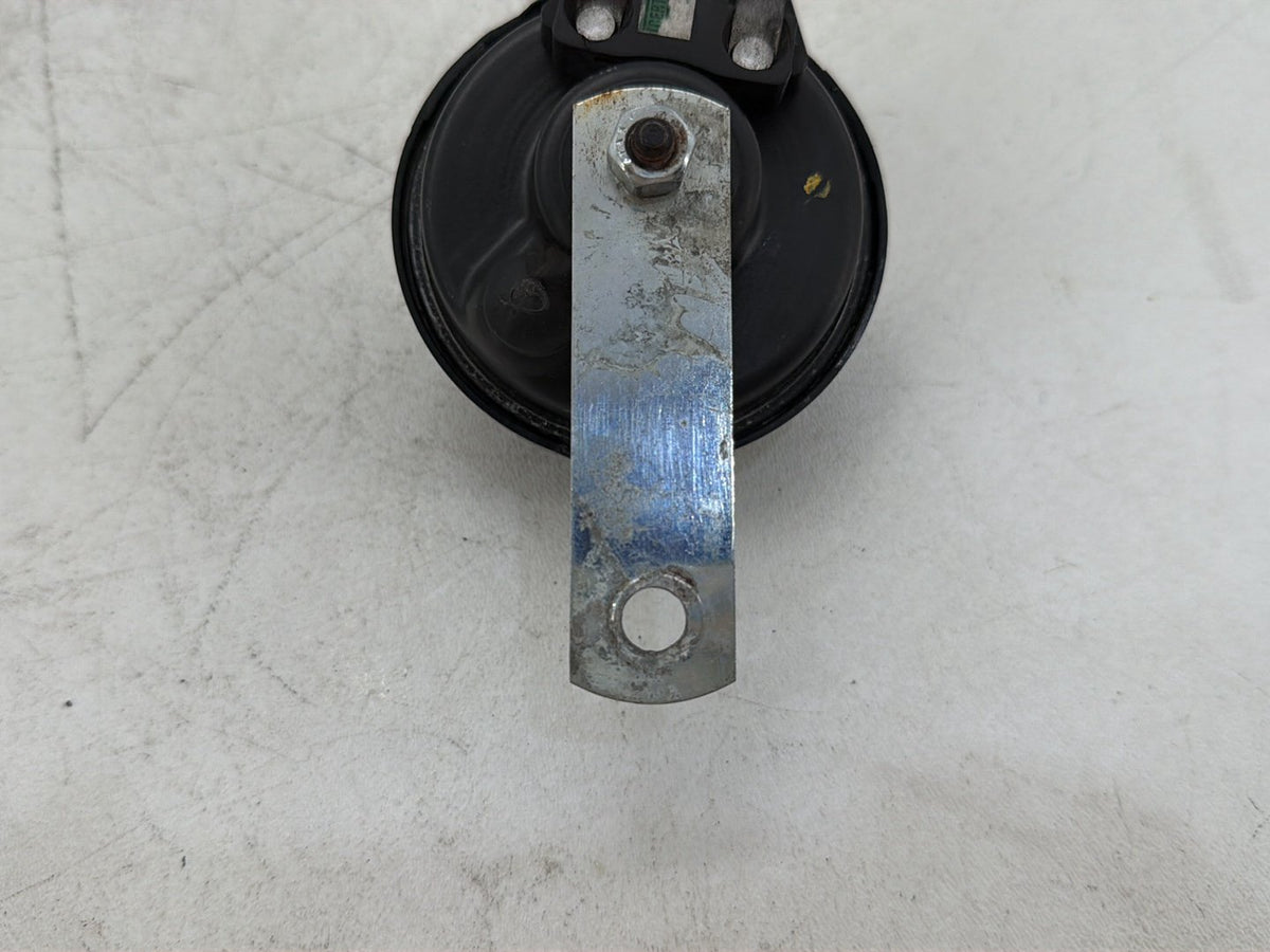 2006 Harley Electra Glide Touring Ultra FLHTCUI OEM Signal Horn Klaxon Beep