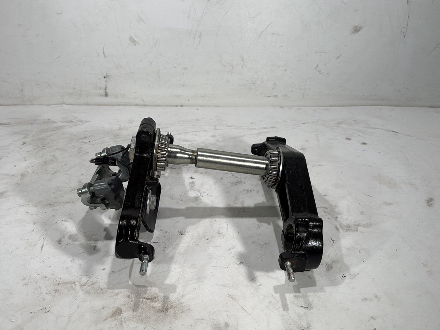2022 Harley Road King Touring FLHR OEM Front Fork Upper Lower Triple Tree