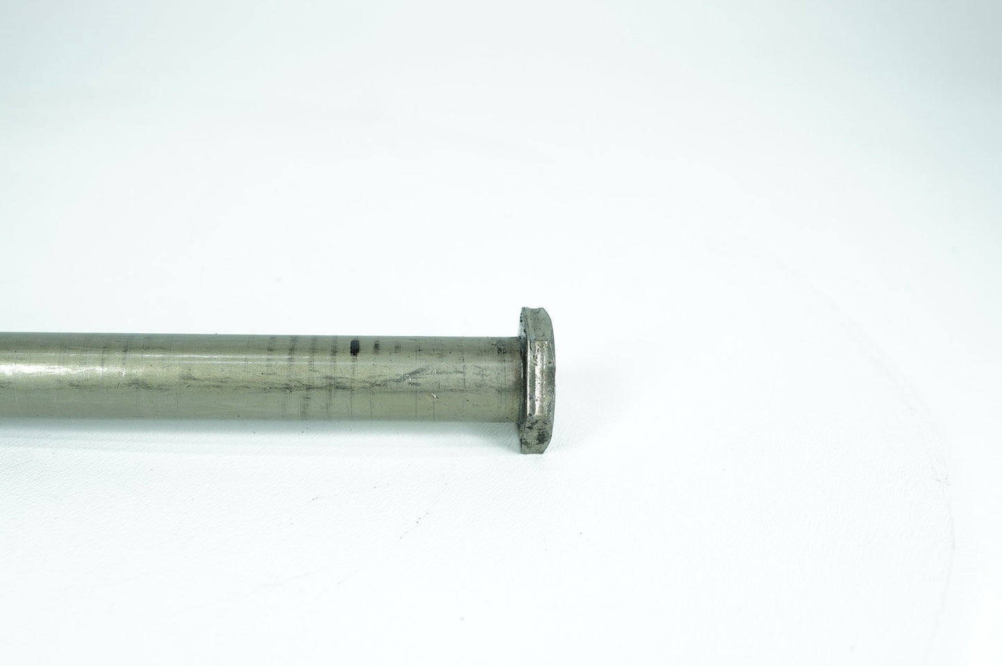 2007 - 2017 Harley-Davidson Dyna Street Bob Rear Fork Swingarm Pivot Bolt Shaft  	47641-06