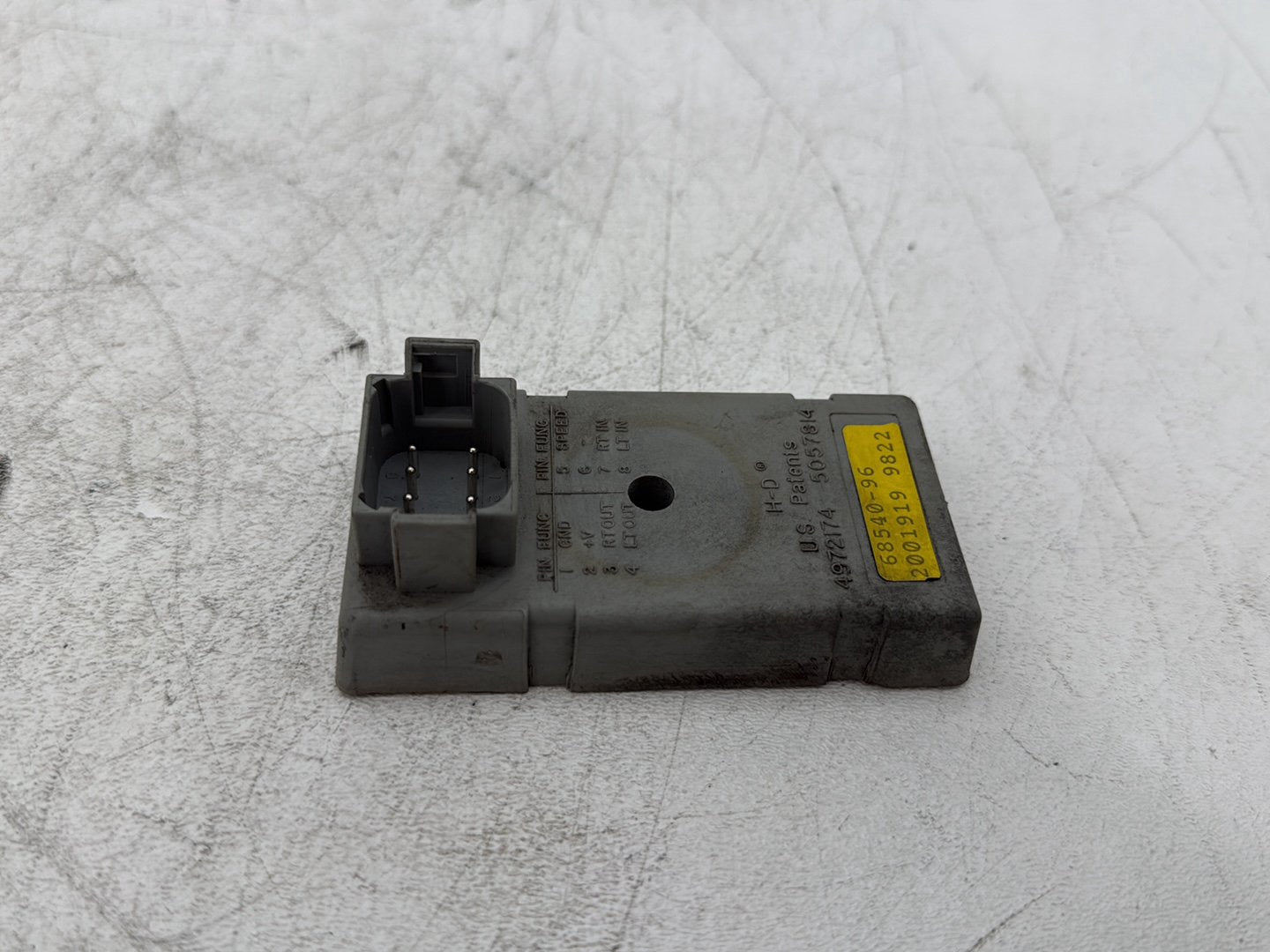 1998 Harley Softail Custom FXSTC OEM Turn Signal Computer Module TSM