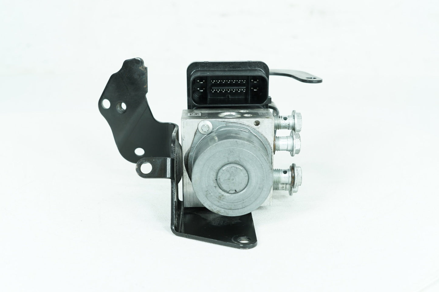 2018 - 2026 Harley-Davidson Softail Low Rider S ABS Brake Pump & Control Module 41100044C