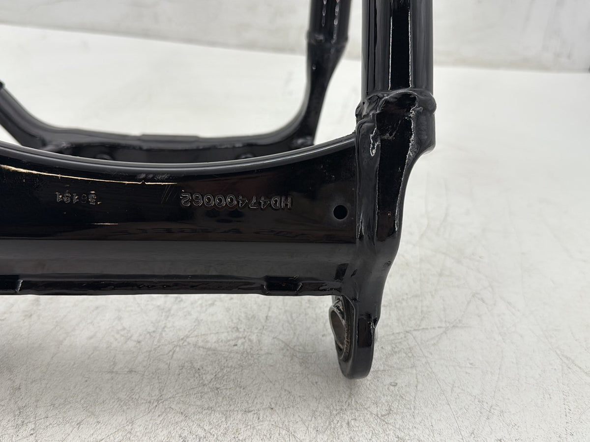 2019 Harley Softail Street Bob FXBB OEM Rear Fork Swingarm Swing Arm 47400099BHP