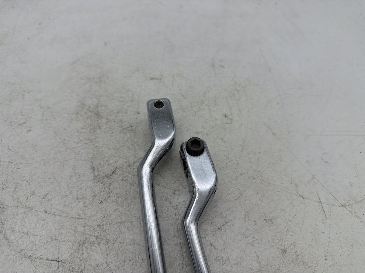 2004 Harley Electra Glide Touring Ultra OEM Gear Shifter Lever Pedal Pedals