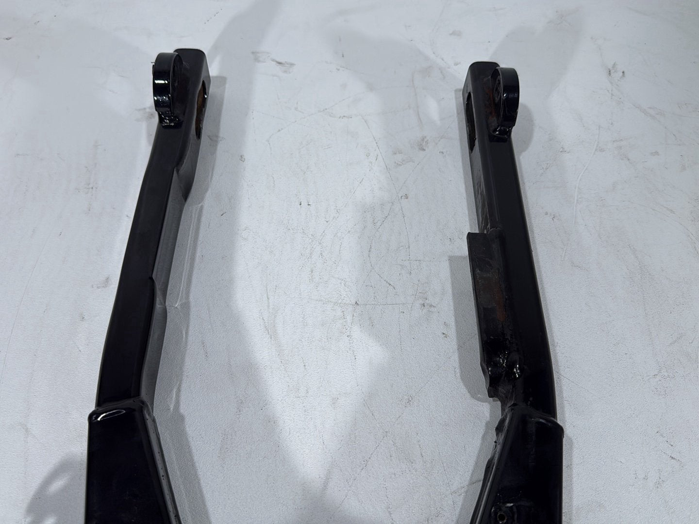 2001 Harley Sportster 883 Hugger XLH883 OEM Rear Fork Swingarm Swing Arm
