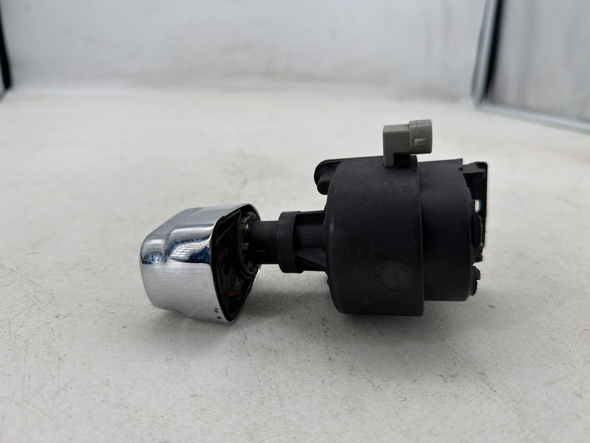 2016 Harley Road Glide Touring OEM Ignition Switch Cylinder Barrel Lockset NOKey
