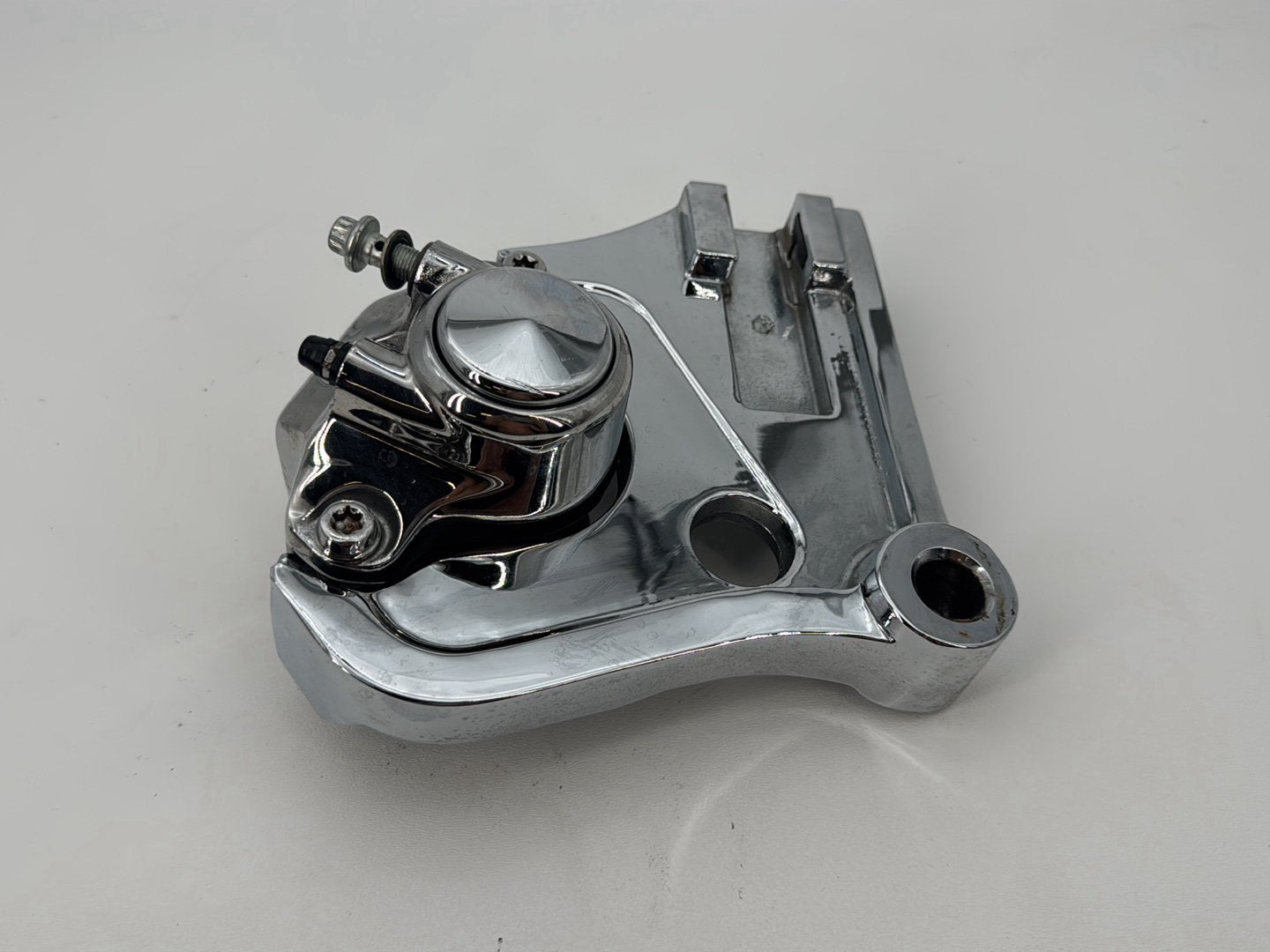 1999 - 2006 Harley-Davidson Dyna Wide Glide Rear Back Brake Caliper w/ Bracket 44050-87