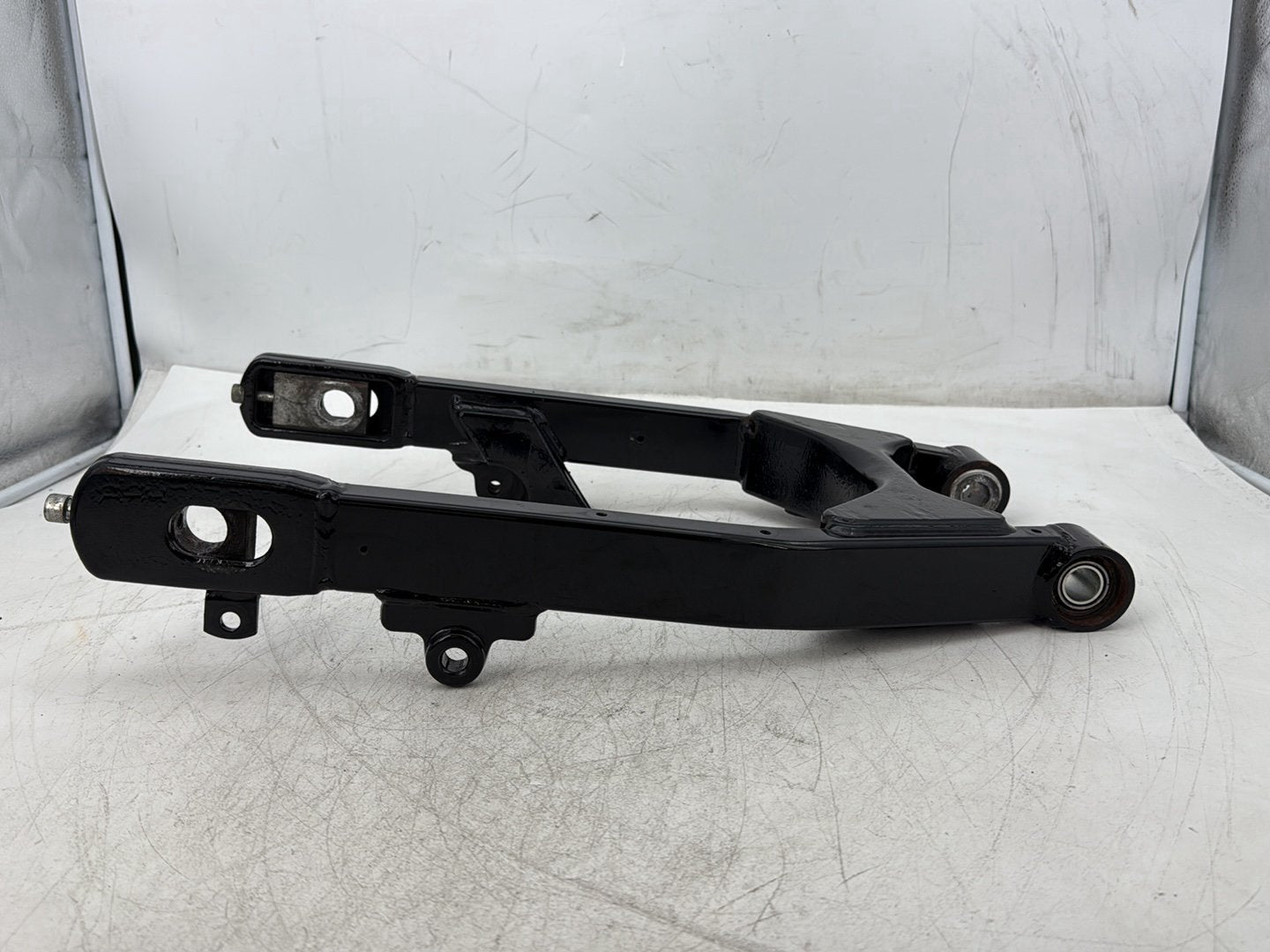 2010 Harley Dyna Fat Bob FXDF OEM Rear Fork Swingarm Swing Arm