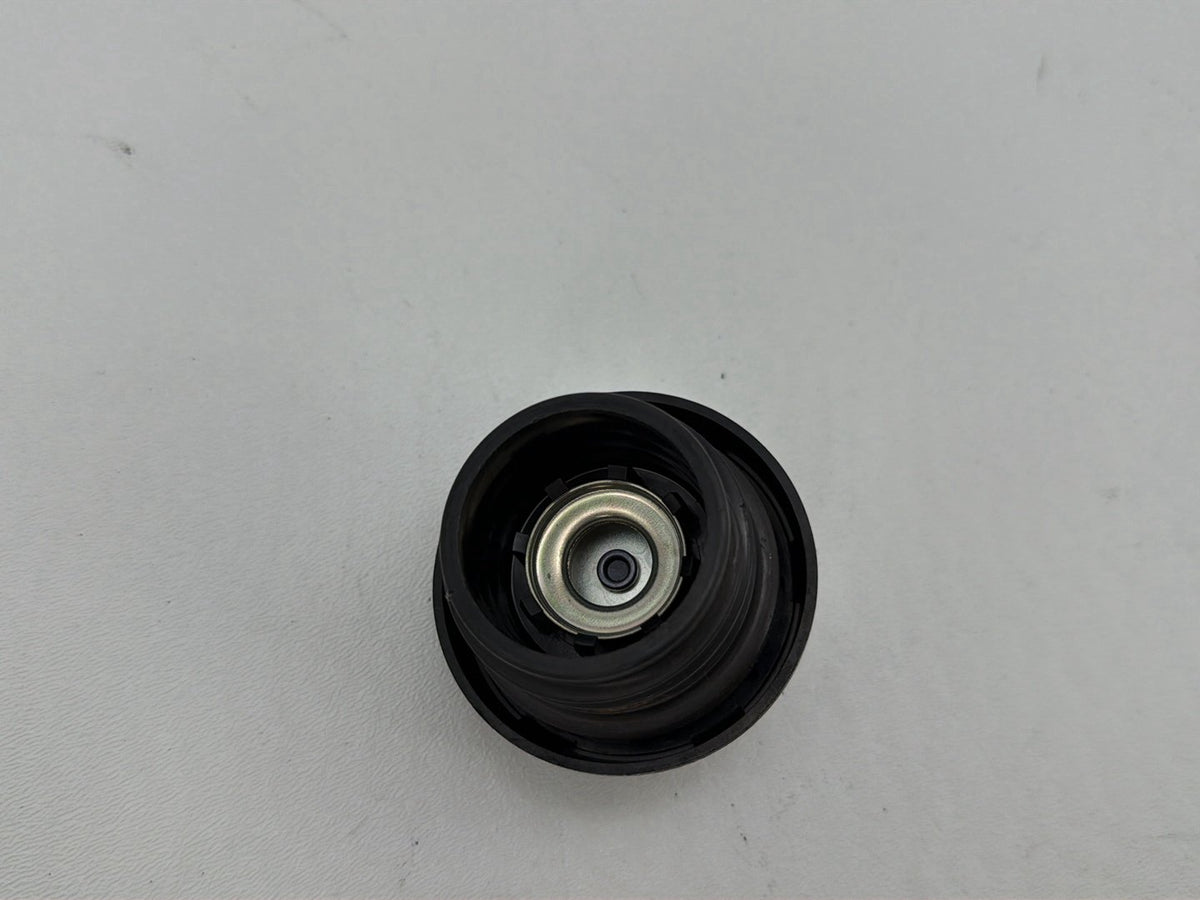1994 Harley Electra Glide Touring Classic Filler Cap Fuel Pump Cap Bushing Hub