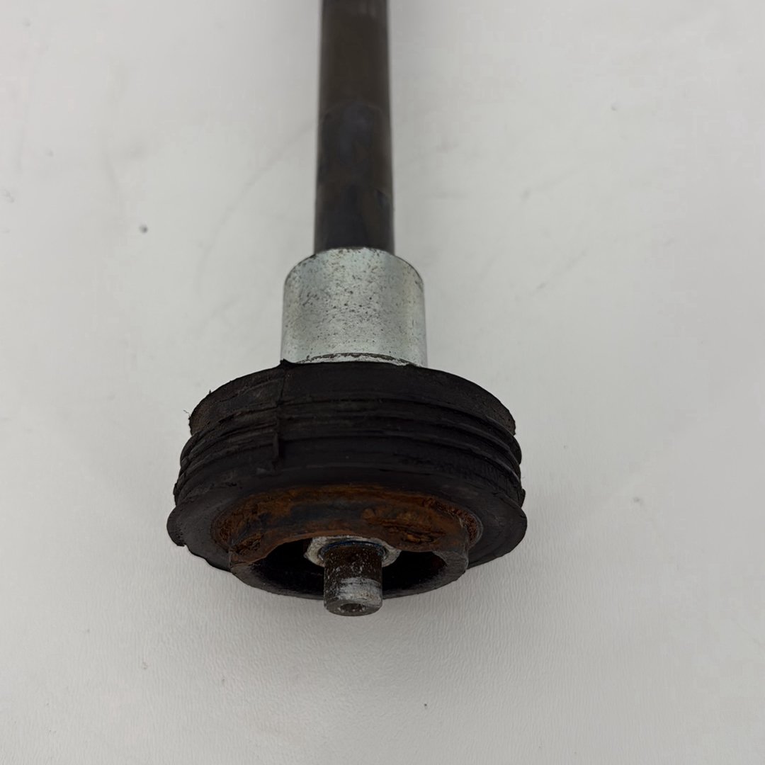 2007 - 2012 Harley-Davidson Touring Street Glide Rear Fork Swingarm Pivot Bolt Shaft 47505-02