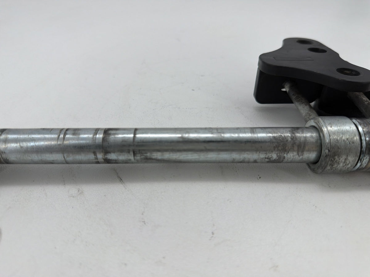 1995 Harley Electra Glide Touring Classic OEM Rear Wheel Axle Bolt Shaft