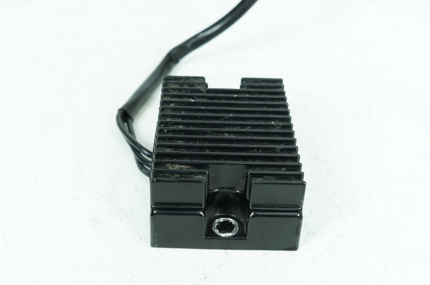1986 - 2003 Harley-Davidson Sportster Hugger Voltage Regulator Rectifier  74523-94A