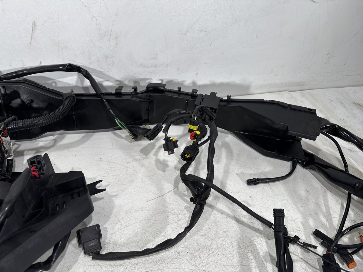 2010 Harley Road King Touring Police OEM Main Wire Wiring Harness Loom NON-abs