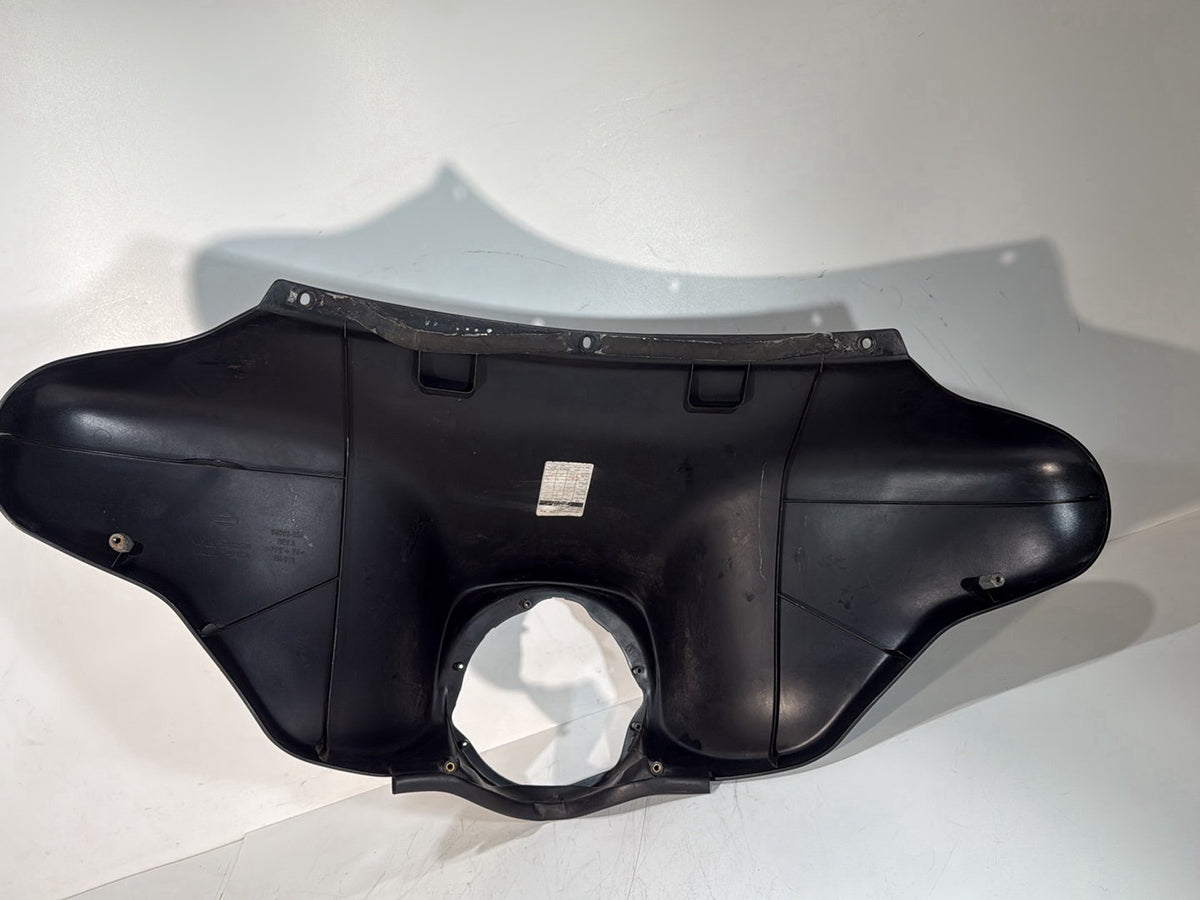 2007 Harley Touring FLHX Street Glide OEM Front Outer Batwing Fairing Cover