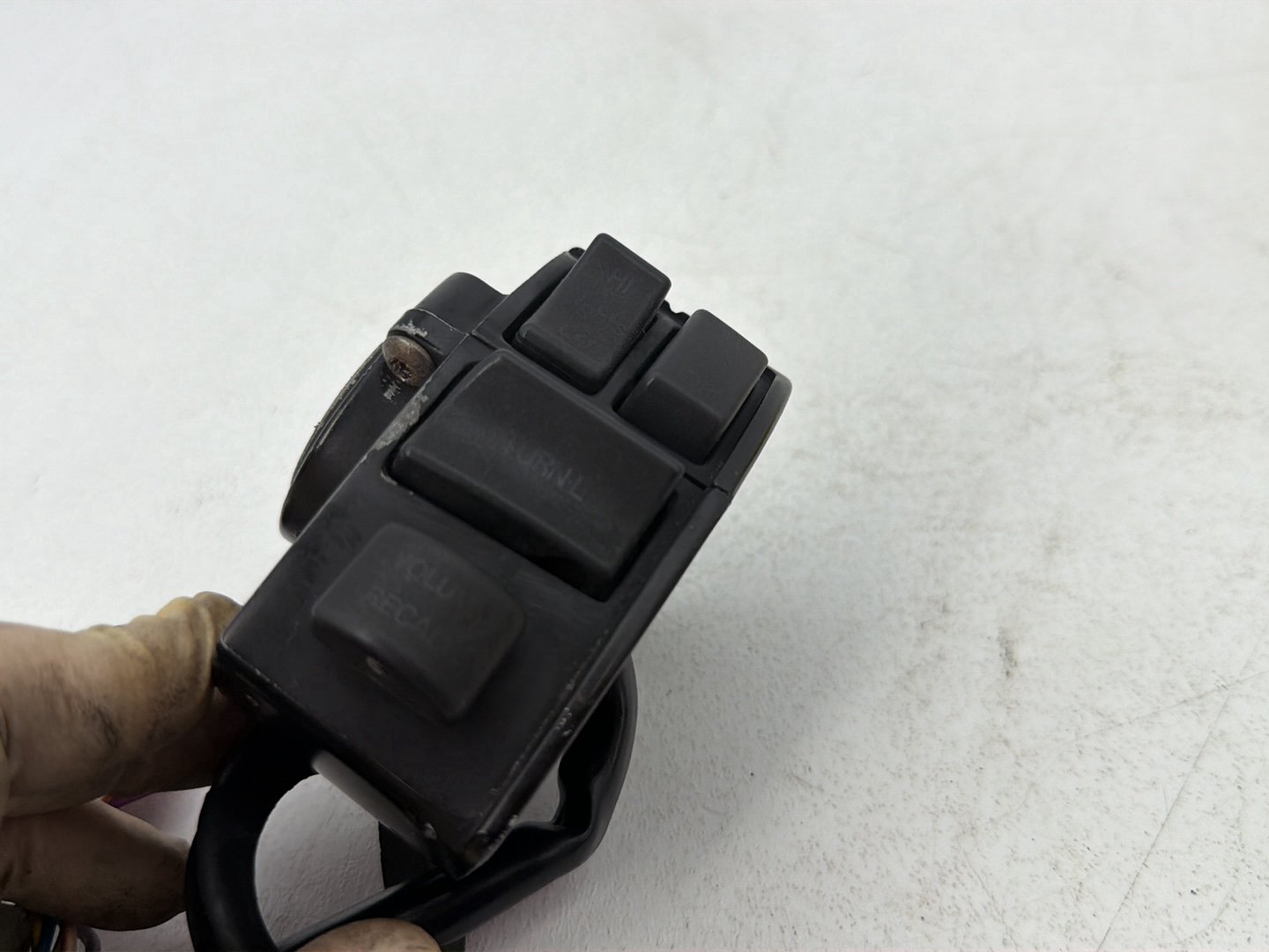 1984 - 1998 Harley-Davidson Touring Electra Glide Classic Left Turn Signal Headlight Switches Controls 71598-92