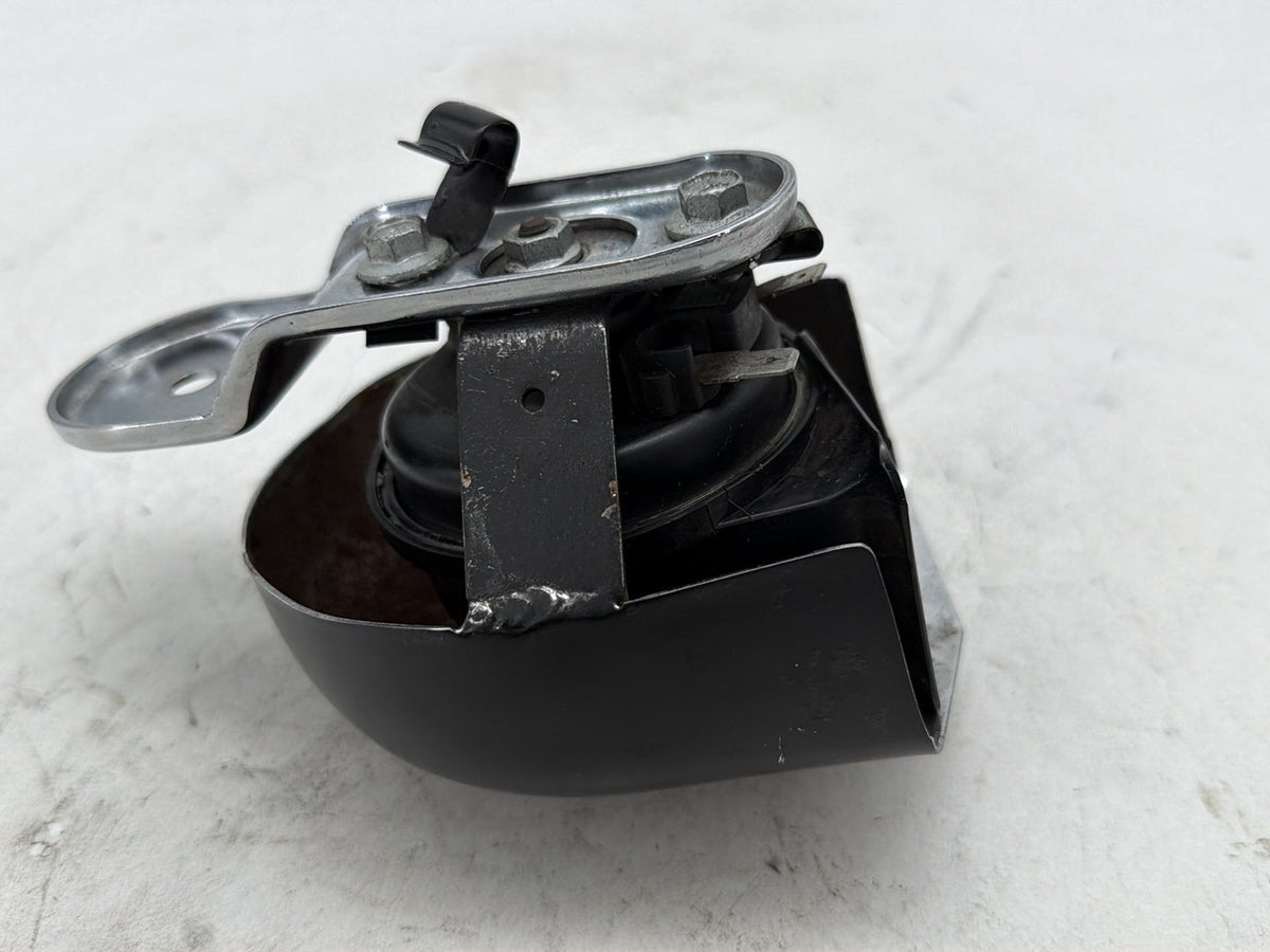 2011 Harley Road Glide Touring FLTRX OEM Horn Signal Klaxon Chrome Cover
