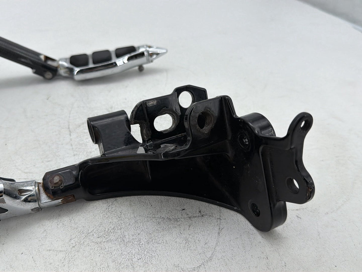 2007 Harley Softail Left Right Driver Step Foot Rest Pegs Kuryakyn 4475 Stiletto