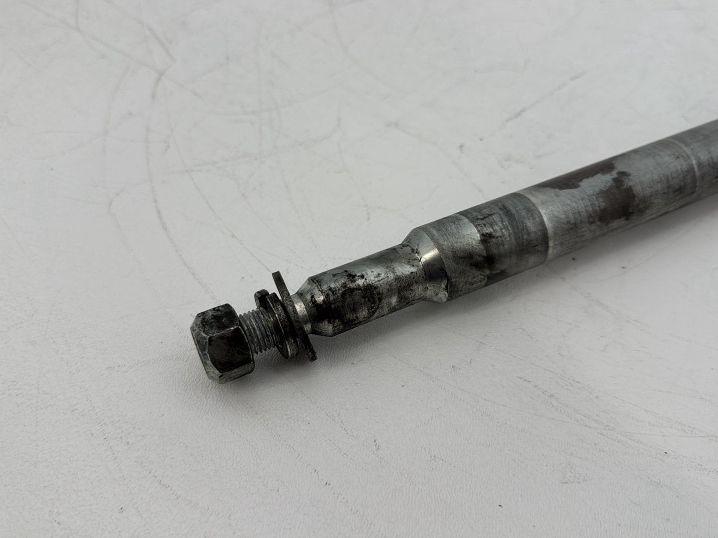 1999 - 2006 Harley-Davidson Touring Electra Glide Classic Front Wheel Axle Bolt Shaft